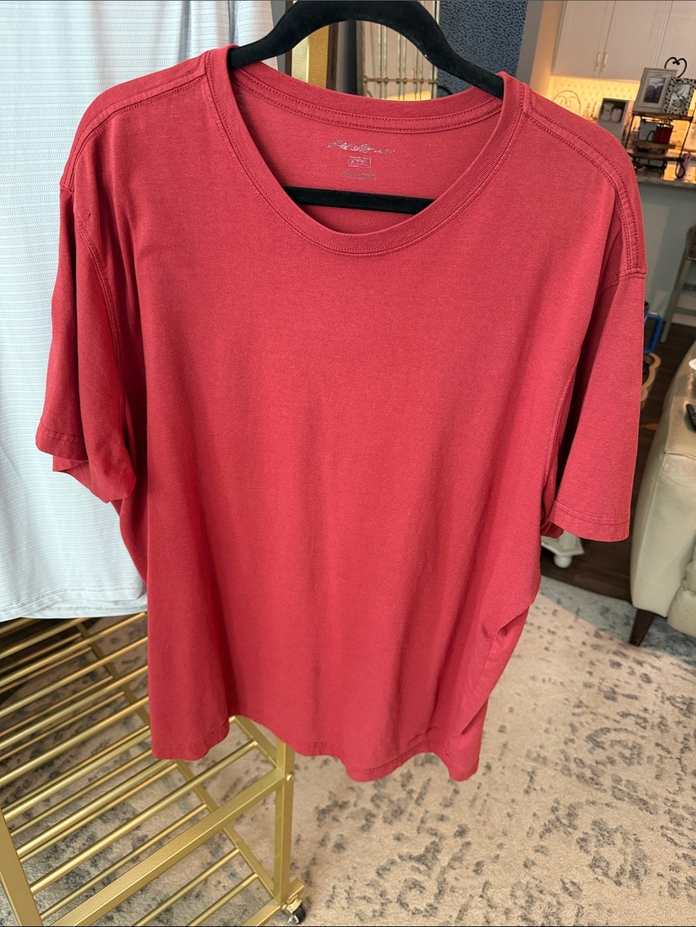 Eddie Bauer Men's Red Short-Sleeve Crewneck Tee